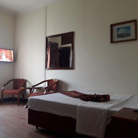 Hanoi Golden Moon Guest House & Travel Экстерьер фото