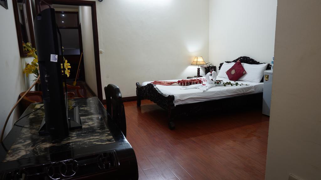 Hanoi Golden Moon Guest House & Travel Экстерьер фото
