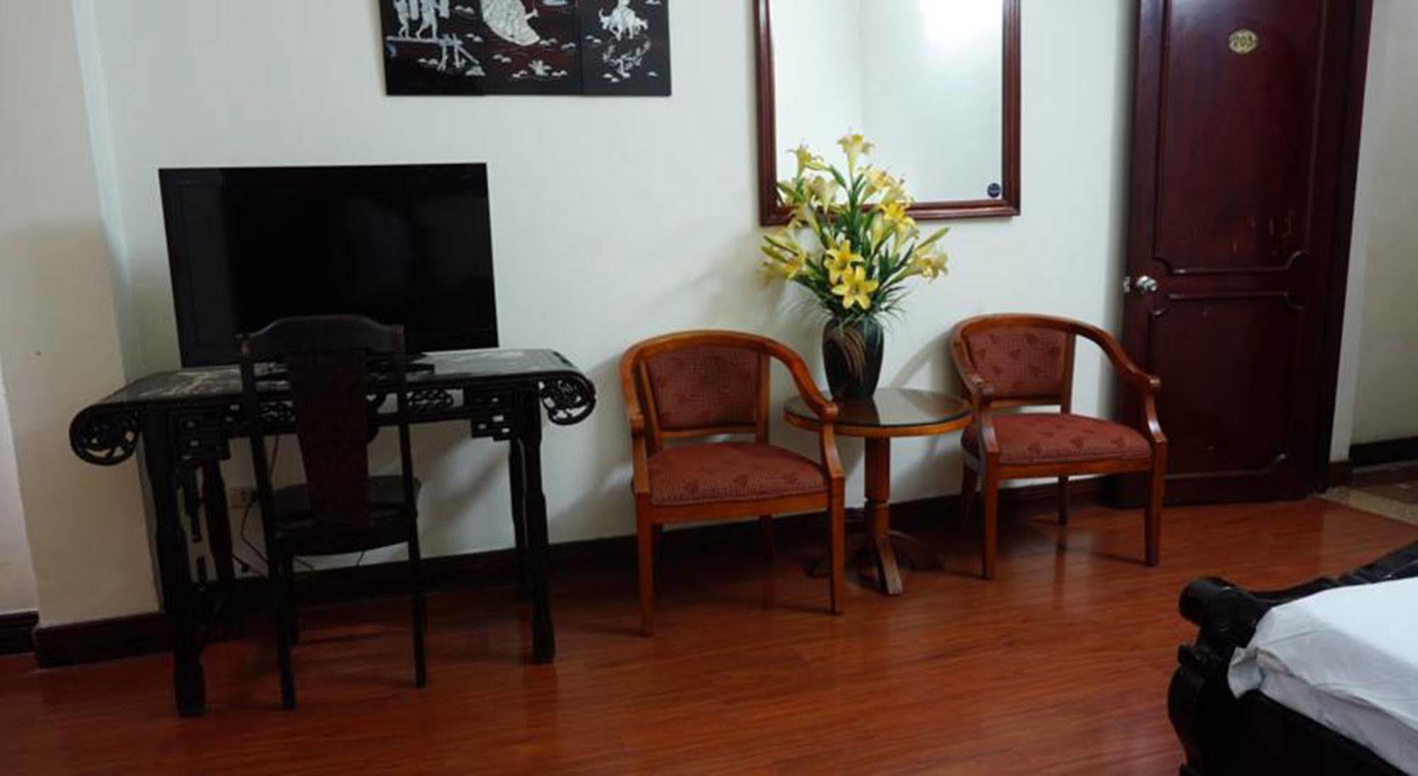 Hanoi Golden Moon Guest House & Travel Экстерьер фото