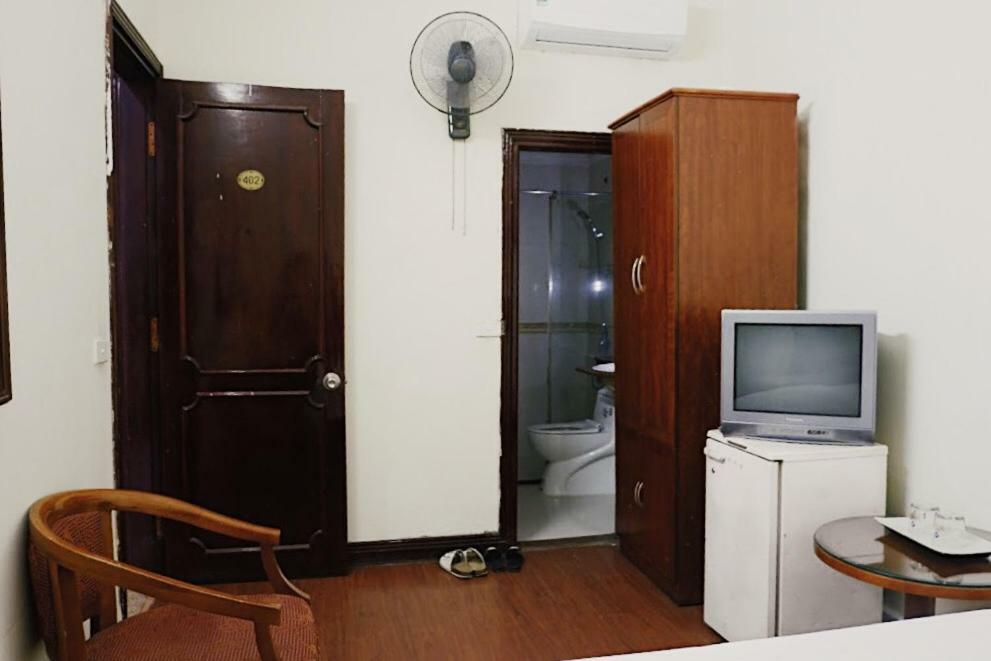 Hanoi Golden Moon Guest House & Travel Экстерьер фото