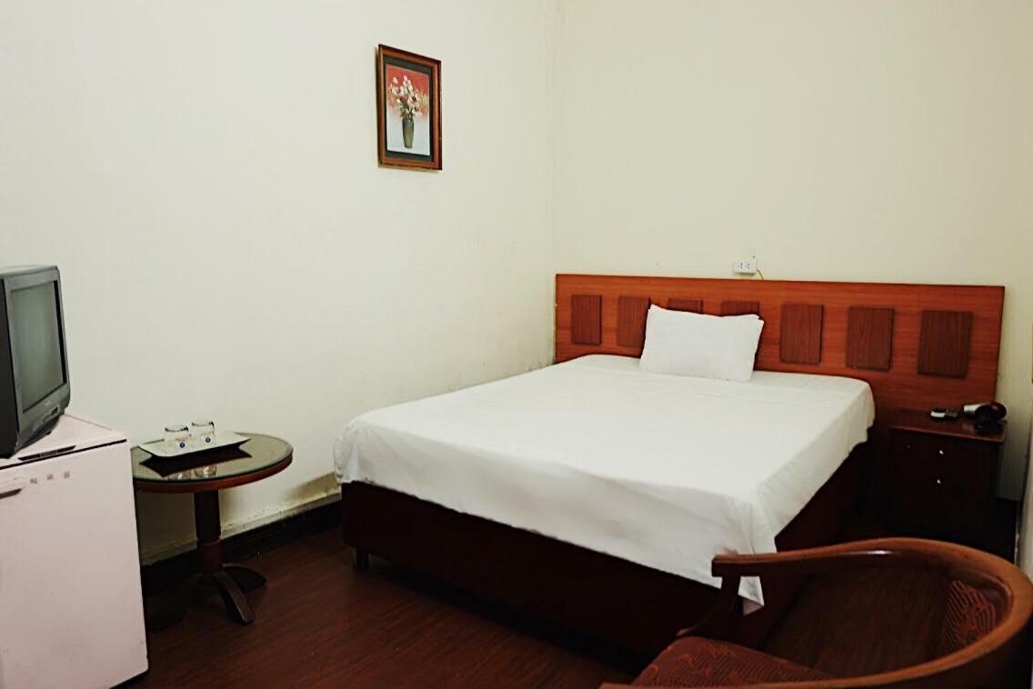 Hanoi Golden Moon Guest House & Travel Экстерьер фото