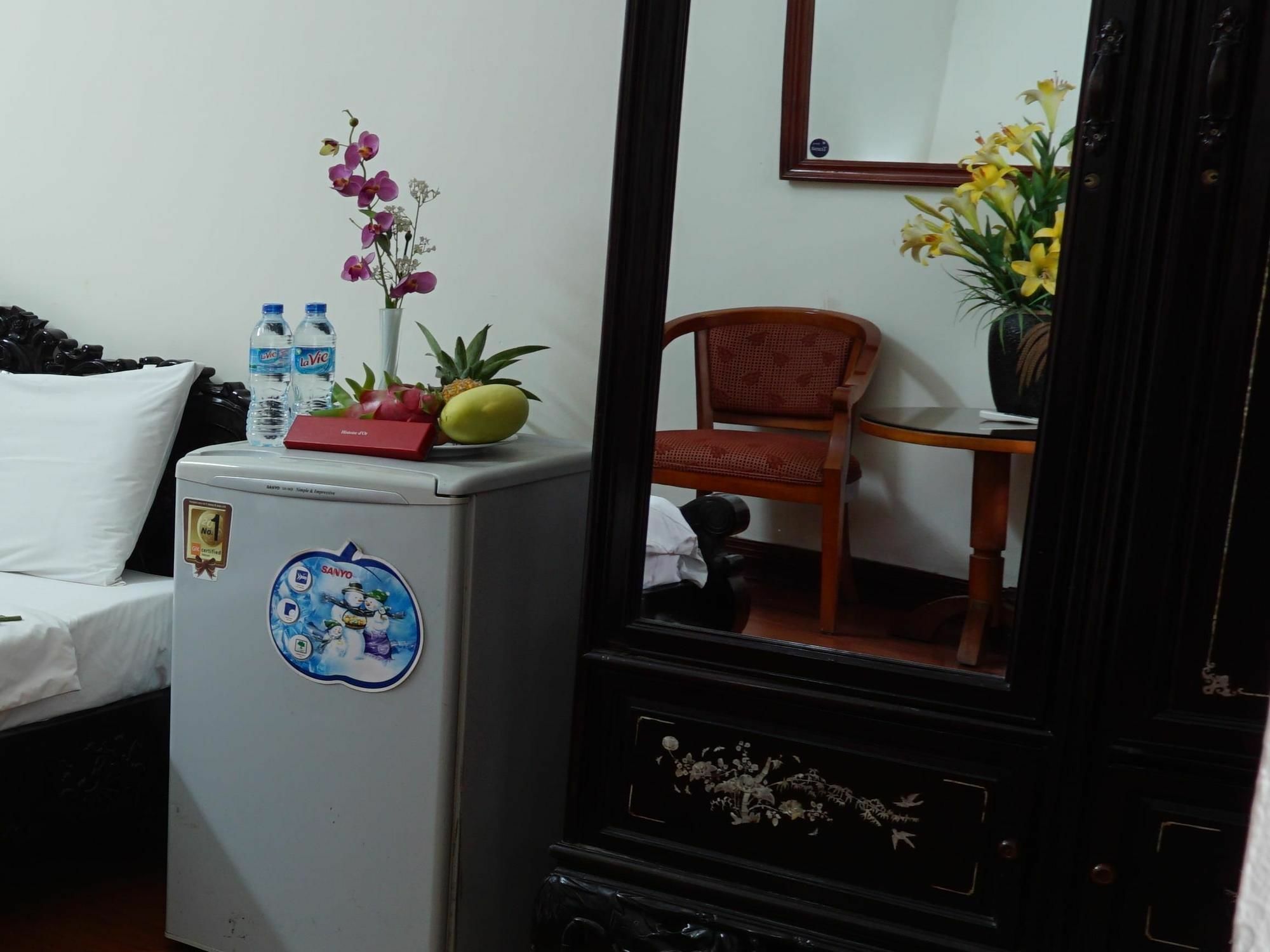 Hanoi Golden Moon Guest House & Travel Экстерьер фото